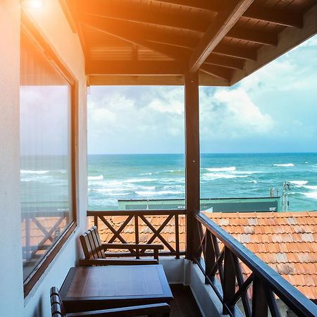Cozy Sea View Inn Hikkaduwa Esterno foto