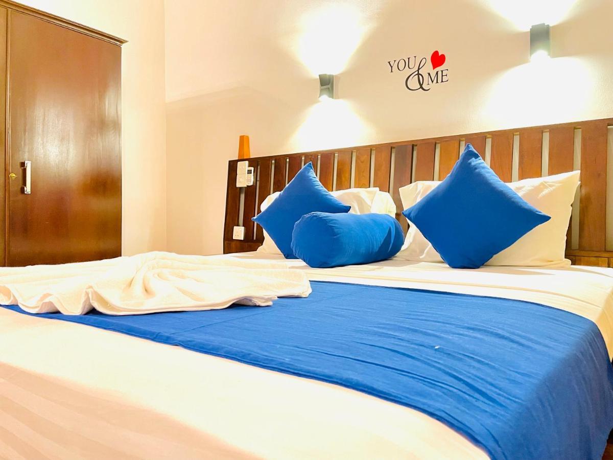 Cozy Sea View Inn Hikkaduwa Esterno foto
